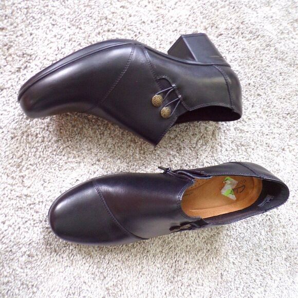 NWT Clarks slip on ankle booties 12 W - Picture 3 of 12